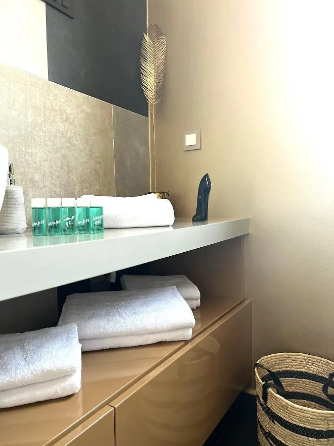 Beachfront House Olbia With Private Parking Croatia