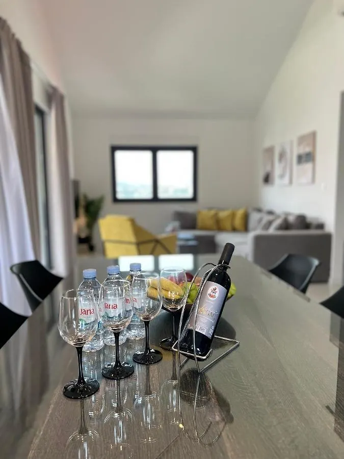 Beachfront House Olbia With Private Parking Croatia